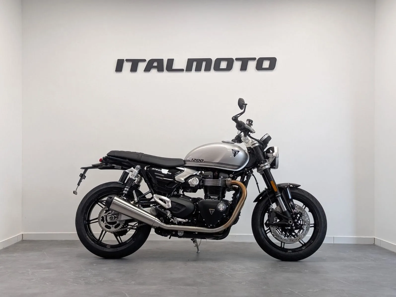 Triumph Speed Twin 1200