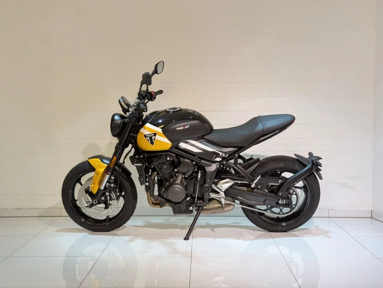 Triumph Trident 660