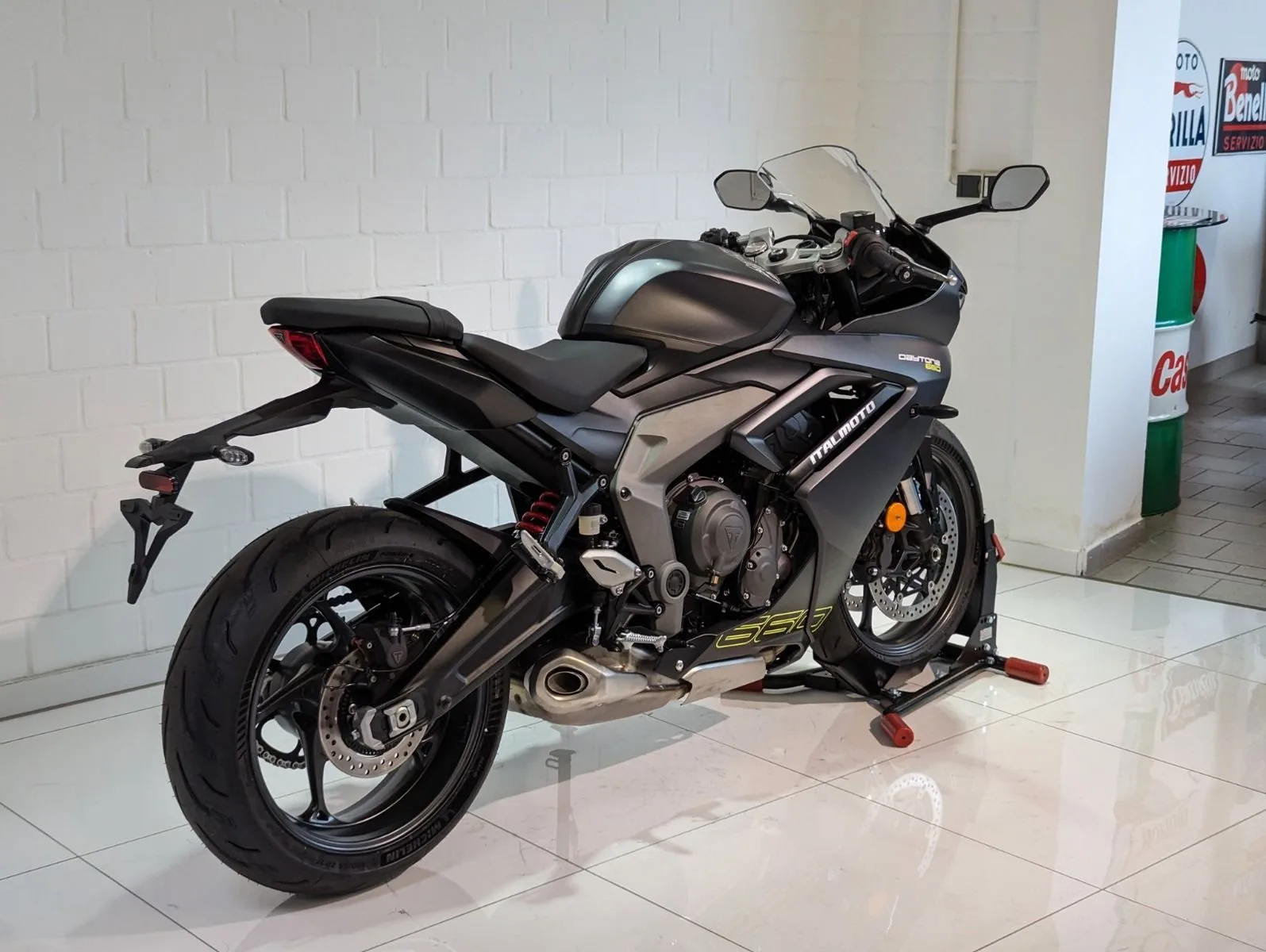 Triumph Daytona 660