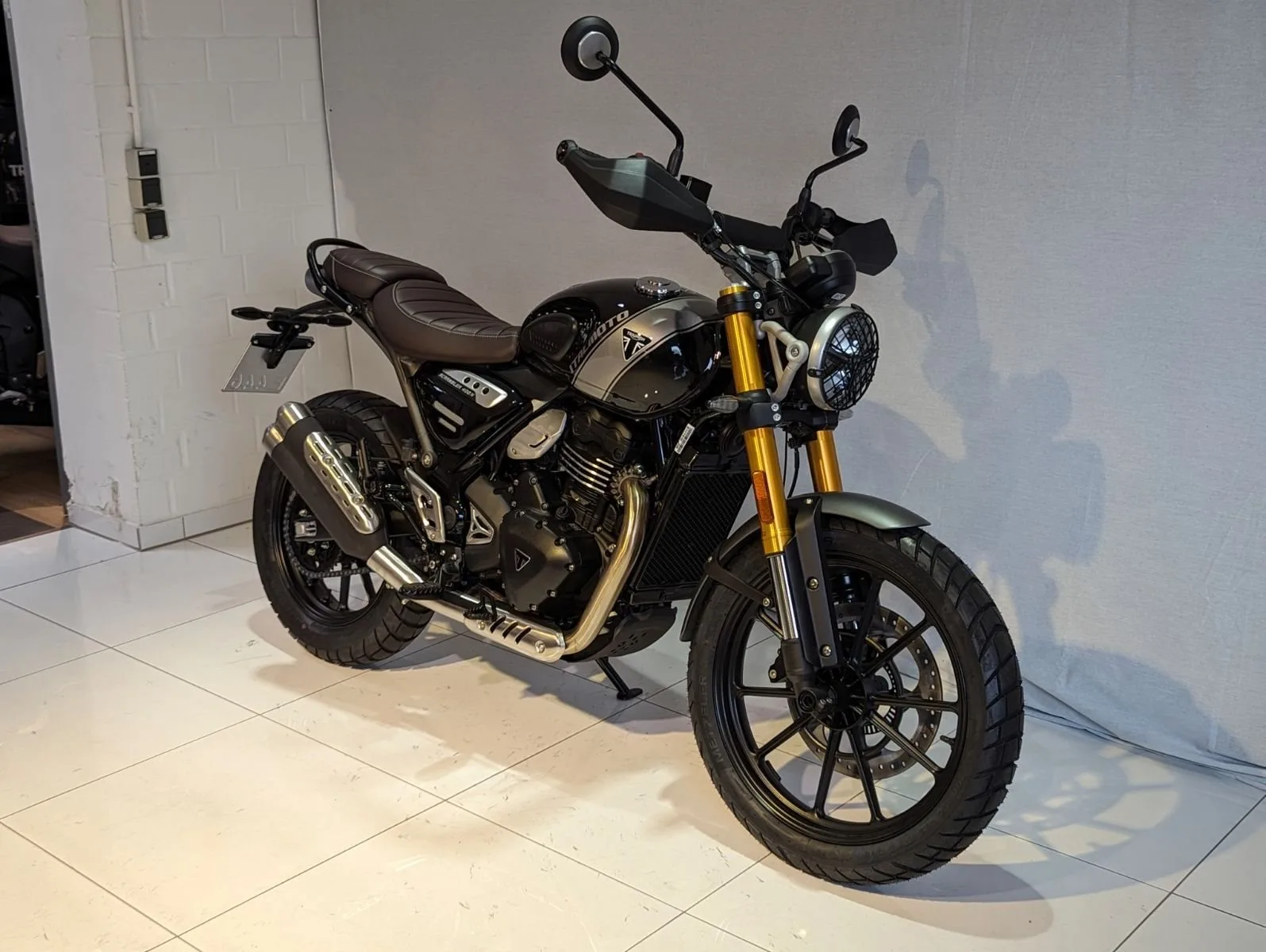 Triumph Scrambler 400 X