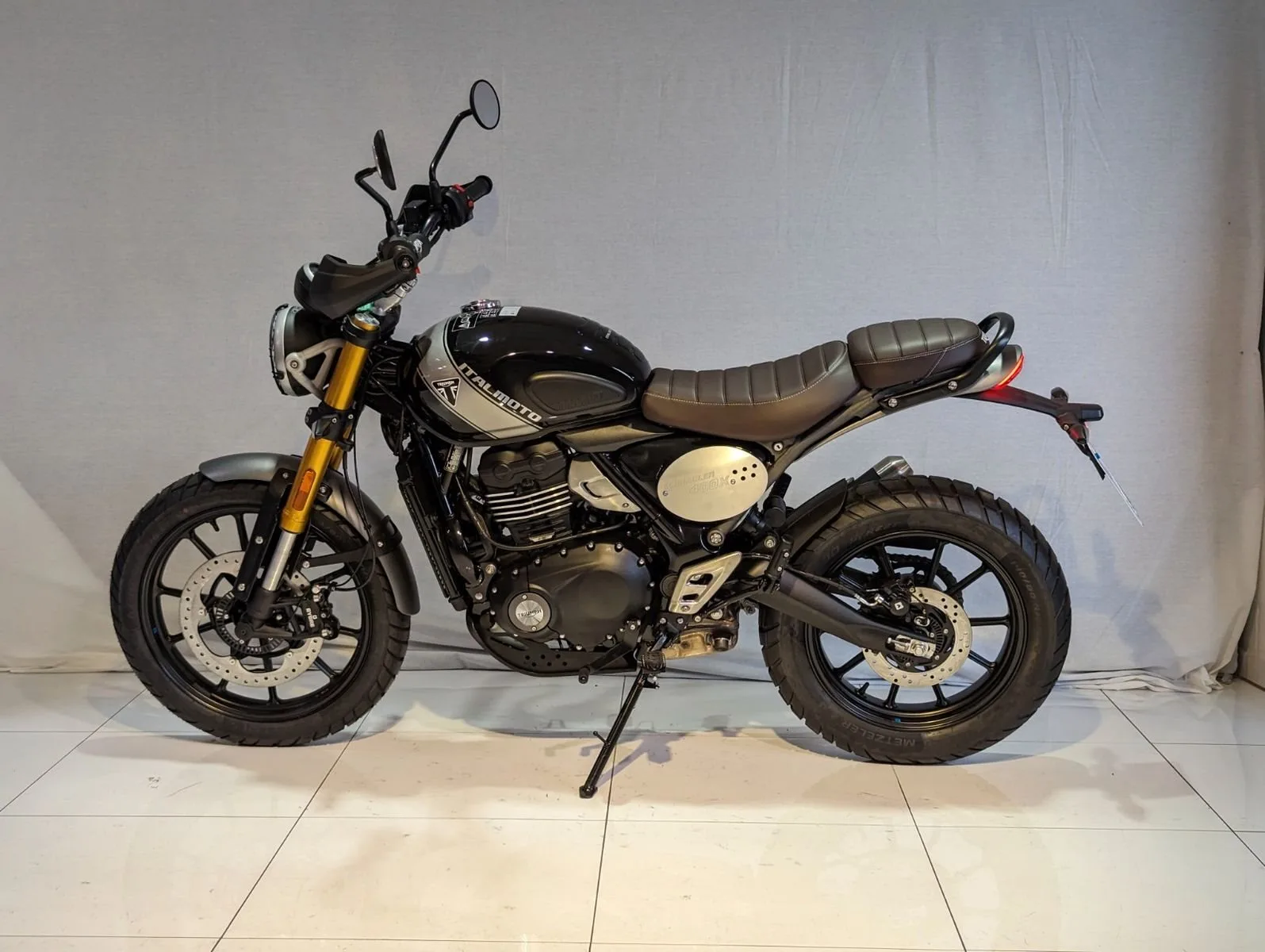 Triumph Scrambler 400 X