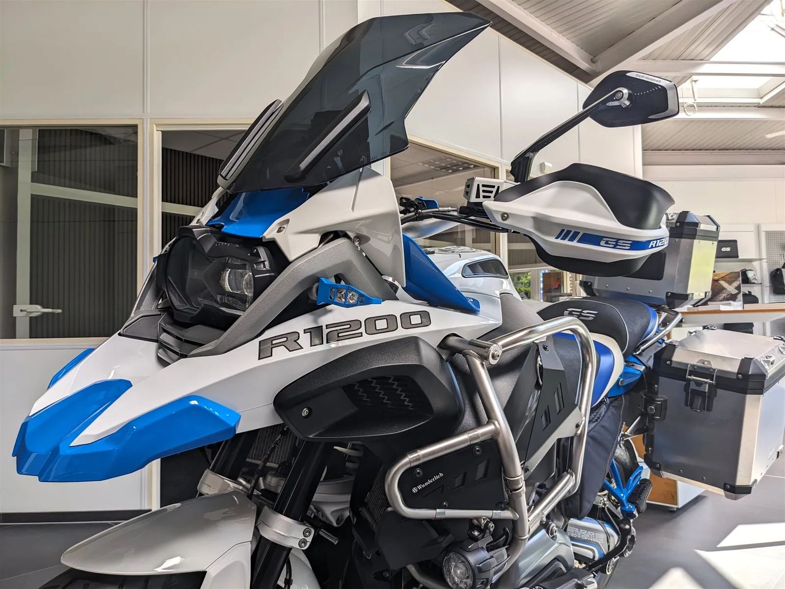 BMW R 1200 GS Adventure Akrapovic Koffer Topcase alle Pakete