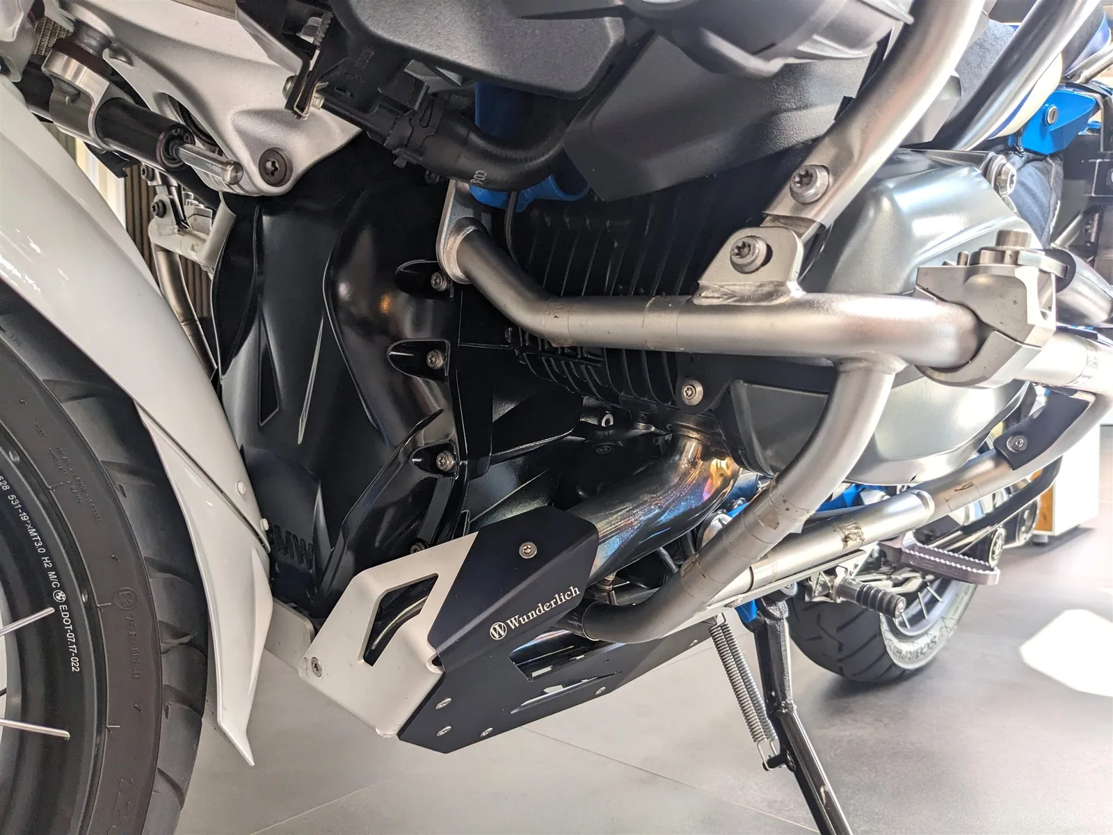 BMW R 1200 GS Adventure Akrapovic Koffer Topcase alle Pakete