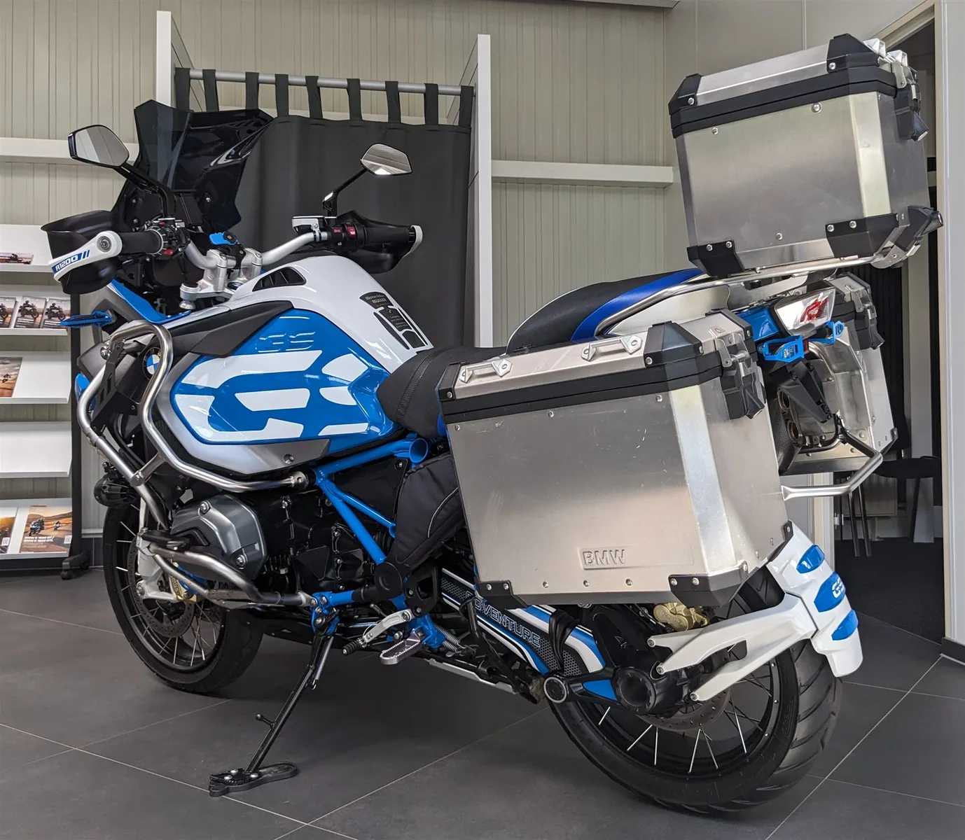BMW R 1200 GS Adventure Akrapovic Koffer Topcase alle Pakete