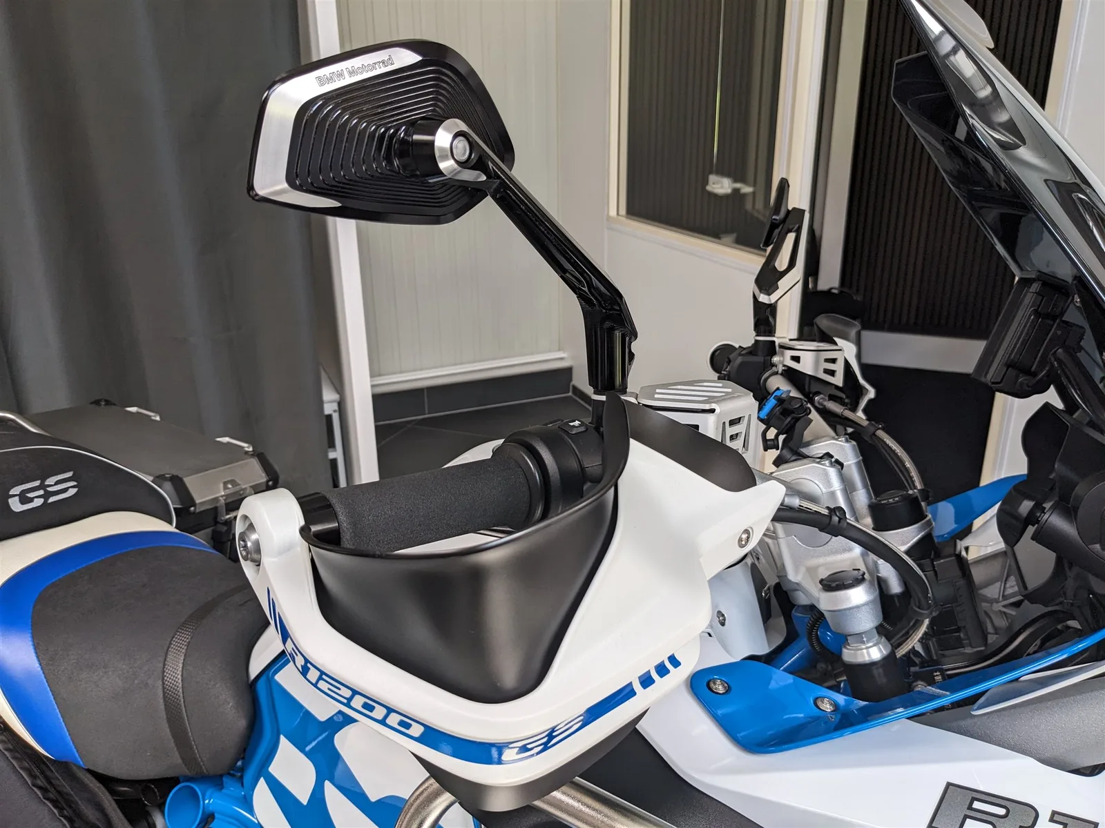 BMW R 1200 GS Adventure Akrapovic Koffer Topcase alle Pakete