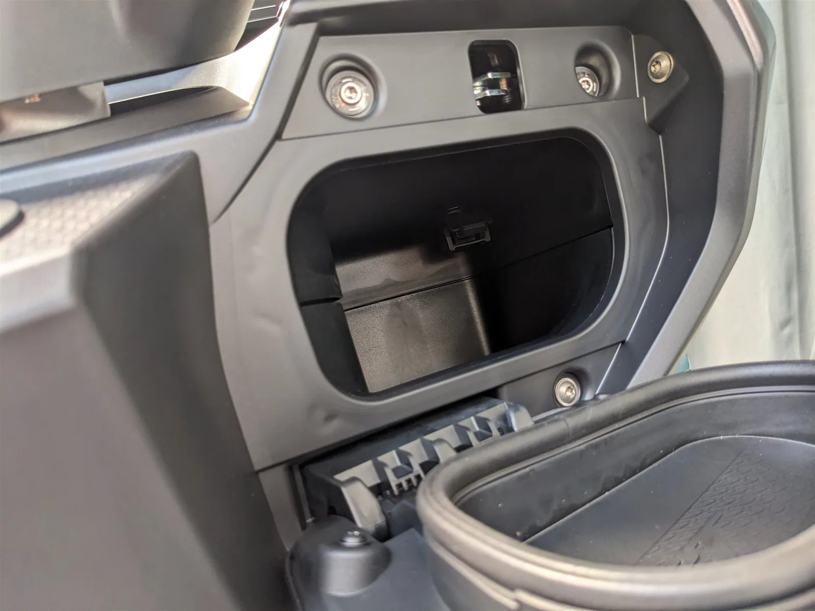 BMW C 400 GT Option 719 Trittbretter Connectivity Pro