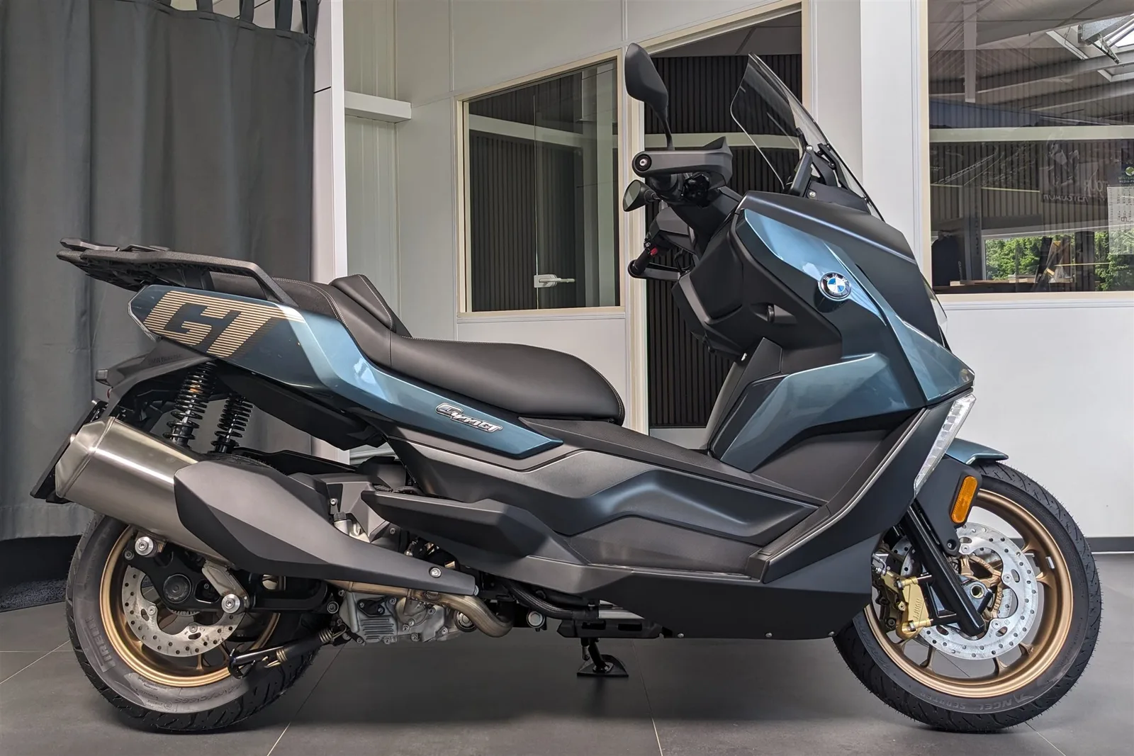 BMW C 400 GT Option 719 Trittbretter Connectivity Pro