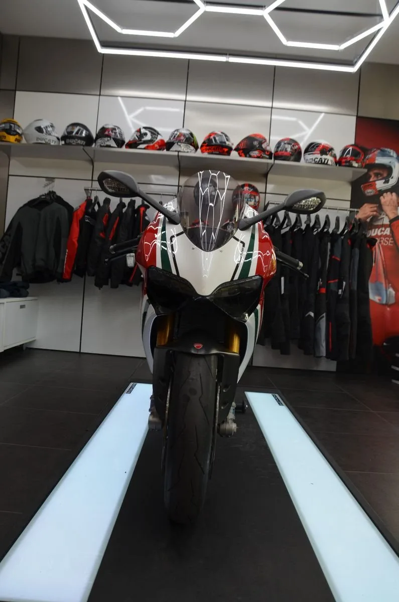 Ducati 1199 Panigale S Tricolore