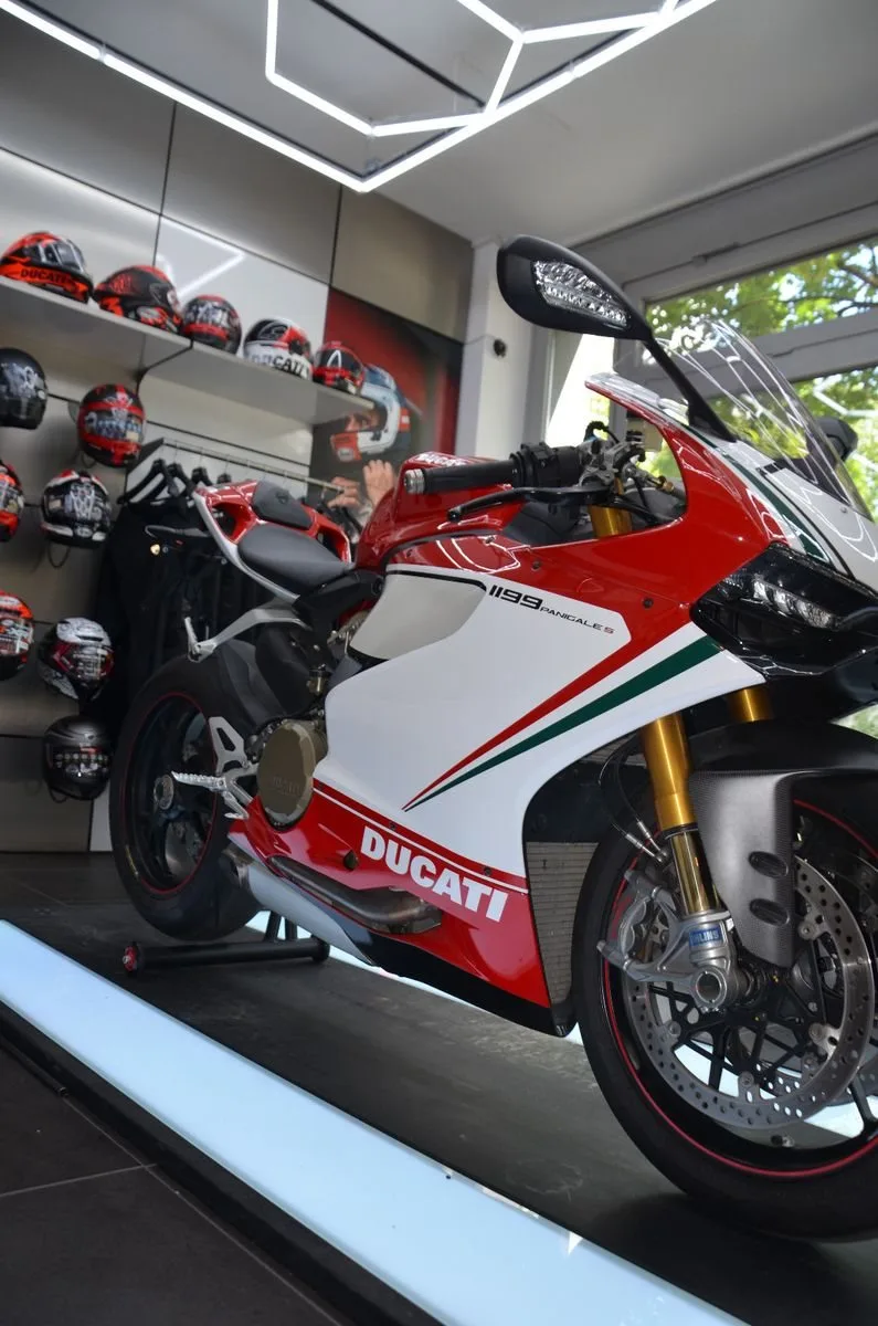 Ducati 1199 Panigale S Tricolore