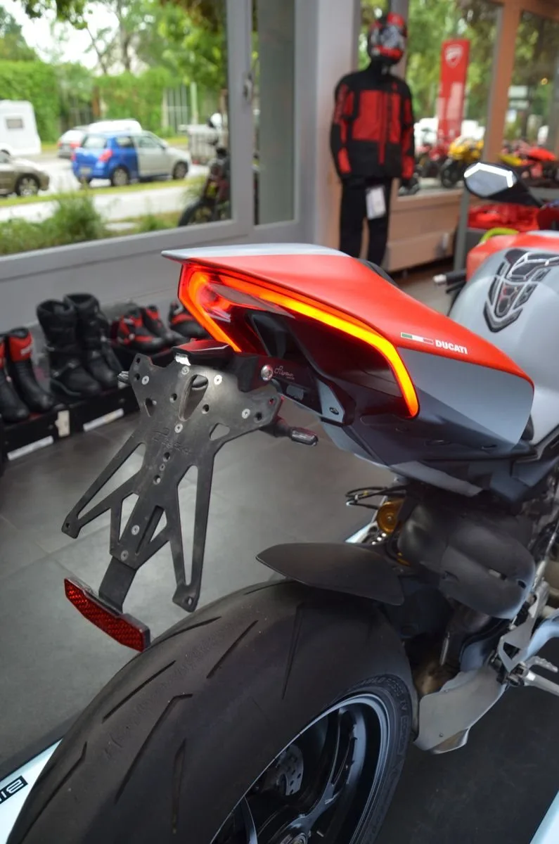 Ducati Panigale V4 S Corse