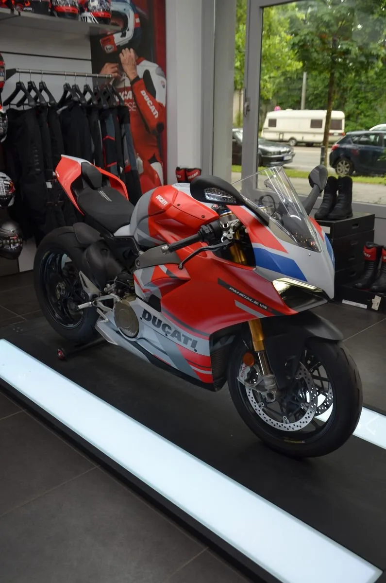 Ducati Panigale V4 S Corse