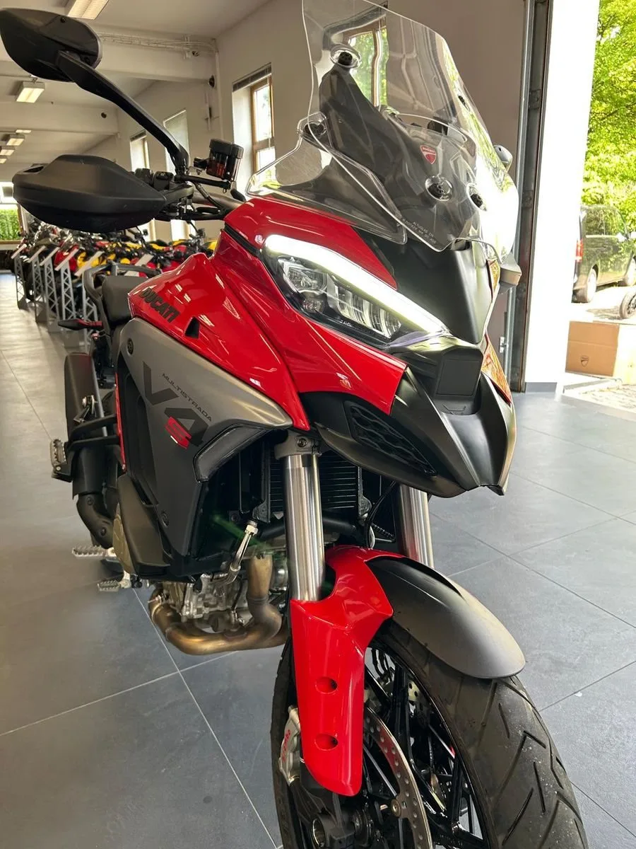 Ducati Multistrada V4 S