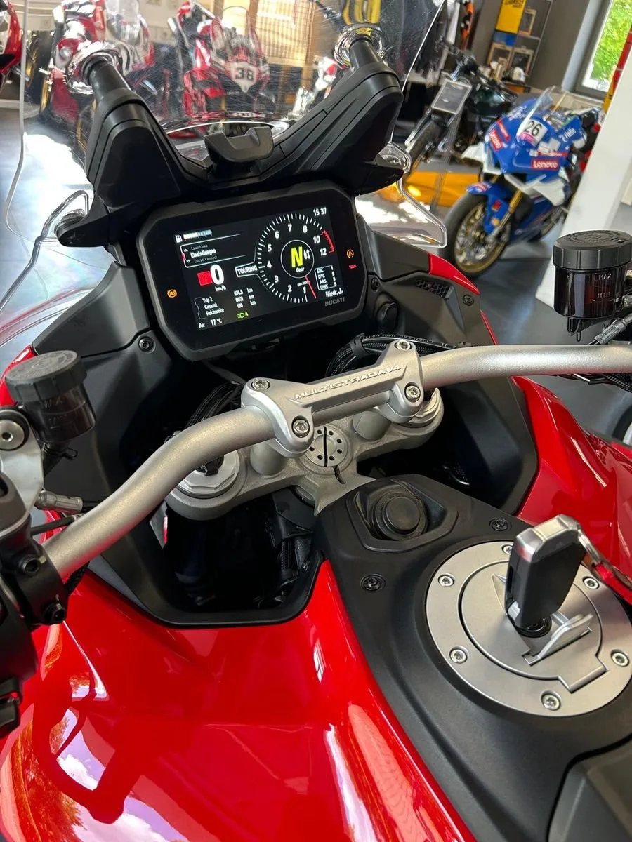 Ducati Multistrada V4 S
