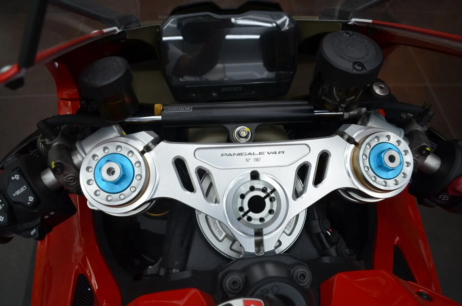 Ducati Panigale V4 R Superbike Neu