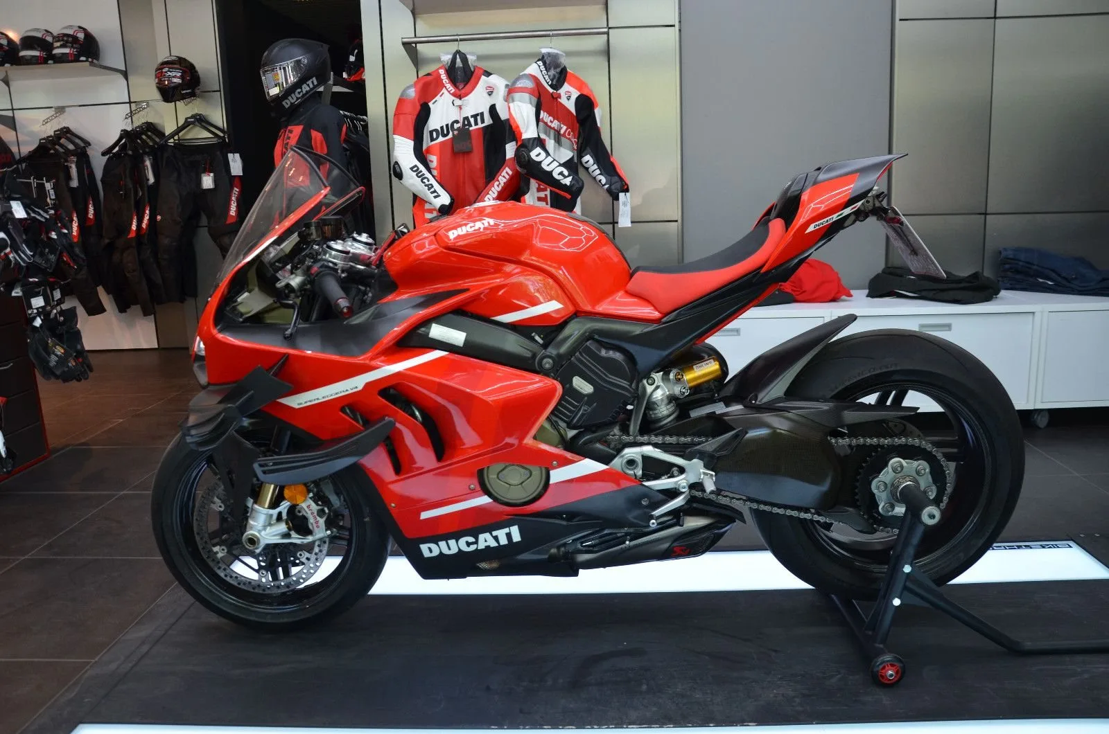 Ducati Panigale V4 Superleggera
