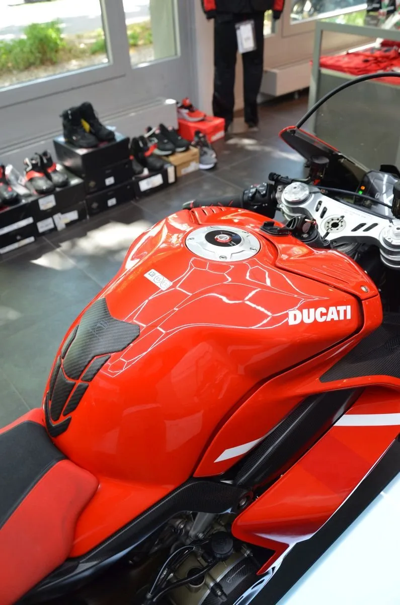 Ducati Panigale V4 Superleggera