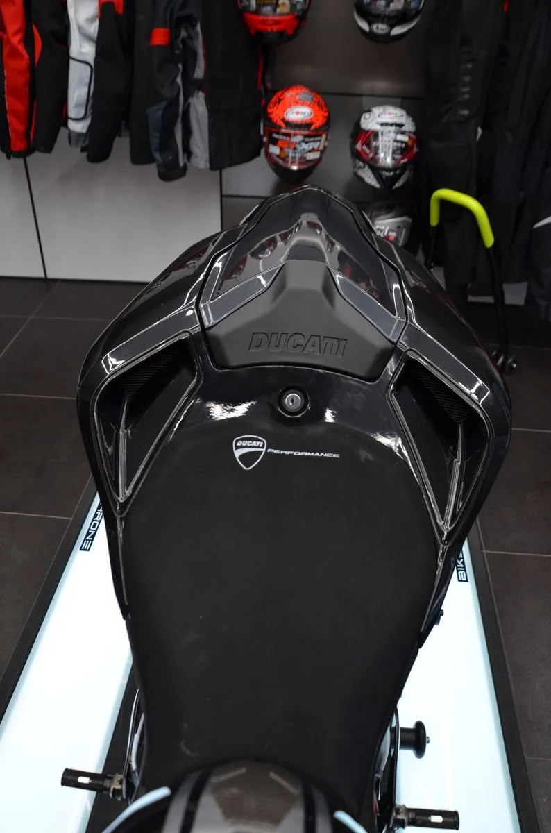 Ducati 1198 SP
