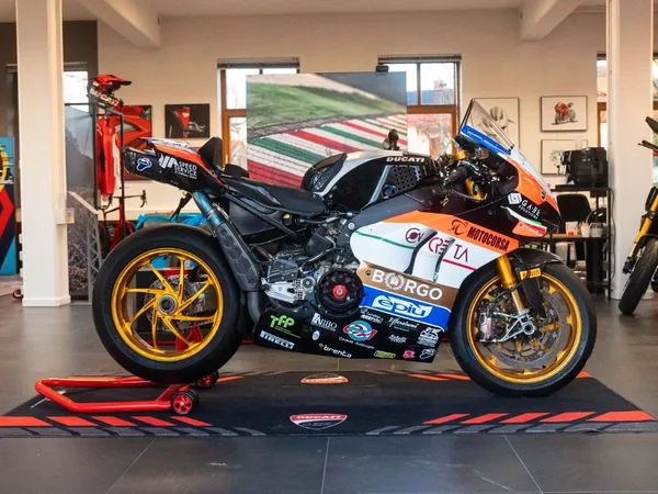 Ducati Panigale V4 R WSBK org World Superbike 2021