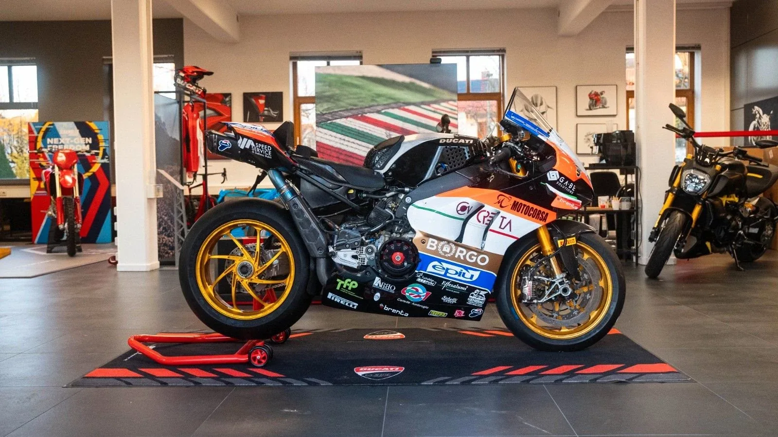 Ducati Panigale V4 R WSBK org World Superbike 2021