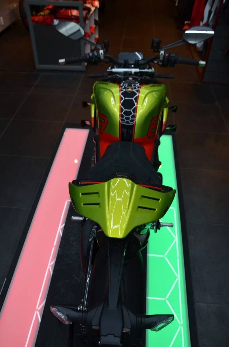 Ducati Streetfighter V4 Lamborghini