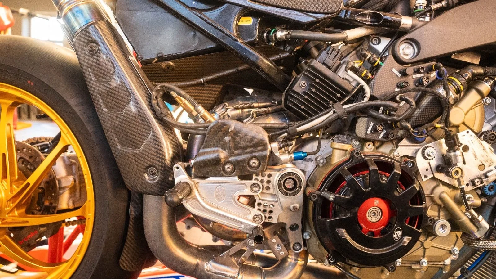 Ducati Panigale V4 R WSBK org World Superbike 2021