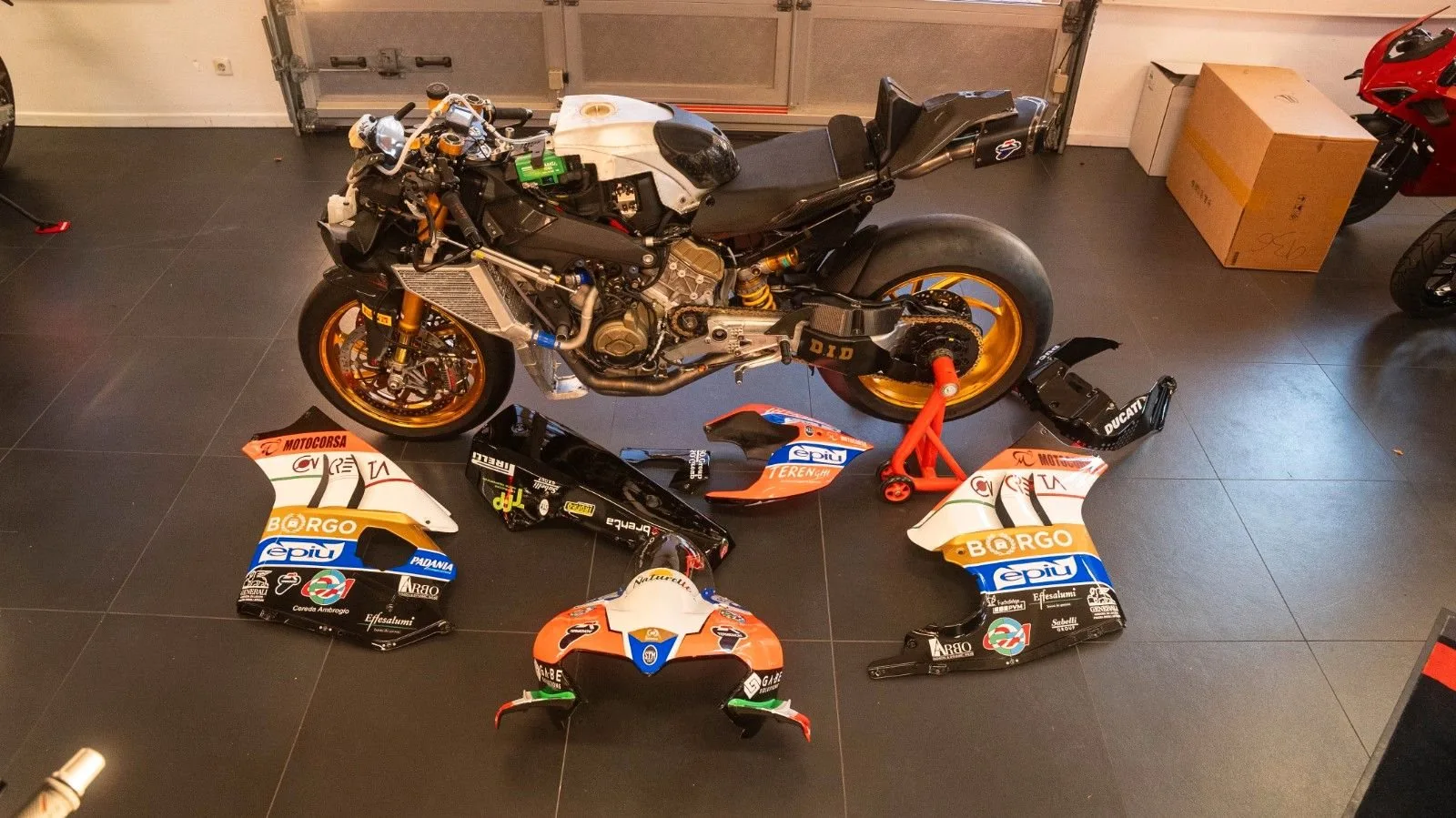 Ducati Panigale V4 R WSBK org World Superbike 2021