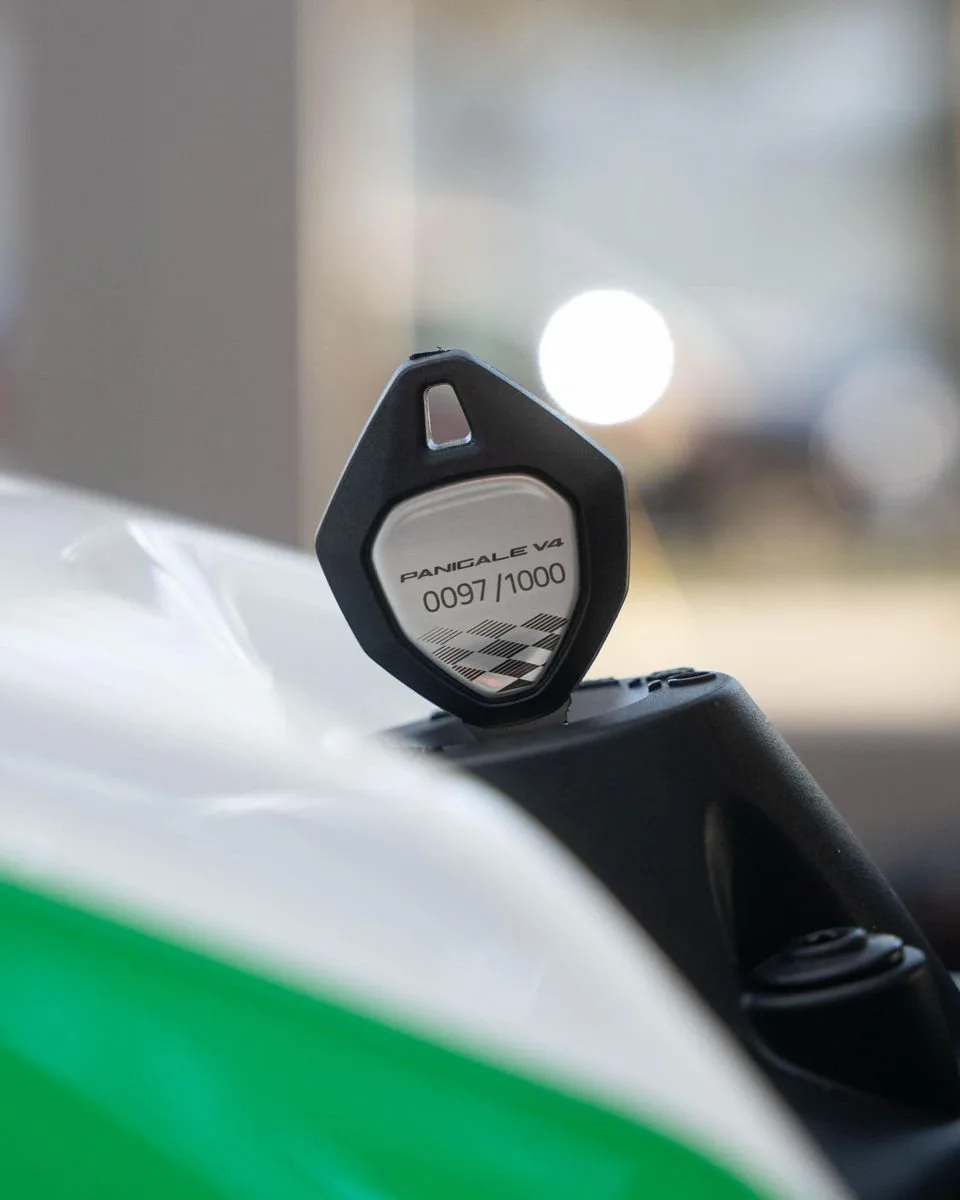 Ducati Panigale V4 Tricolore