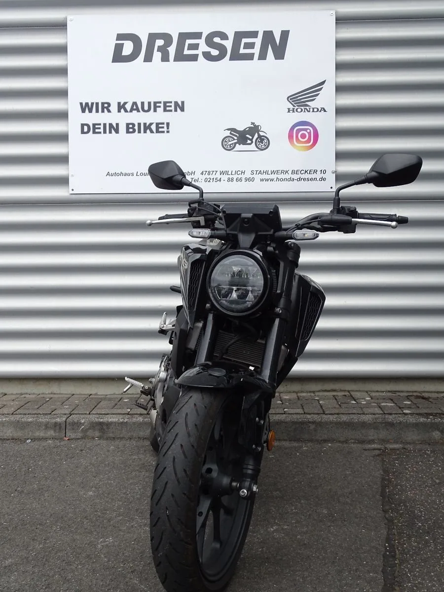Honda CB125R