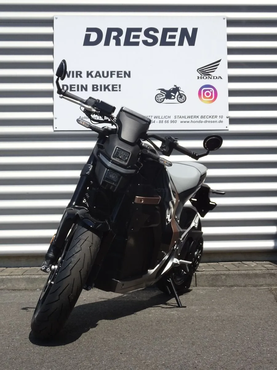 Honda WN7