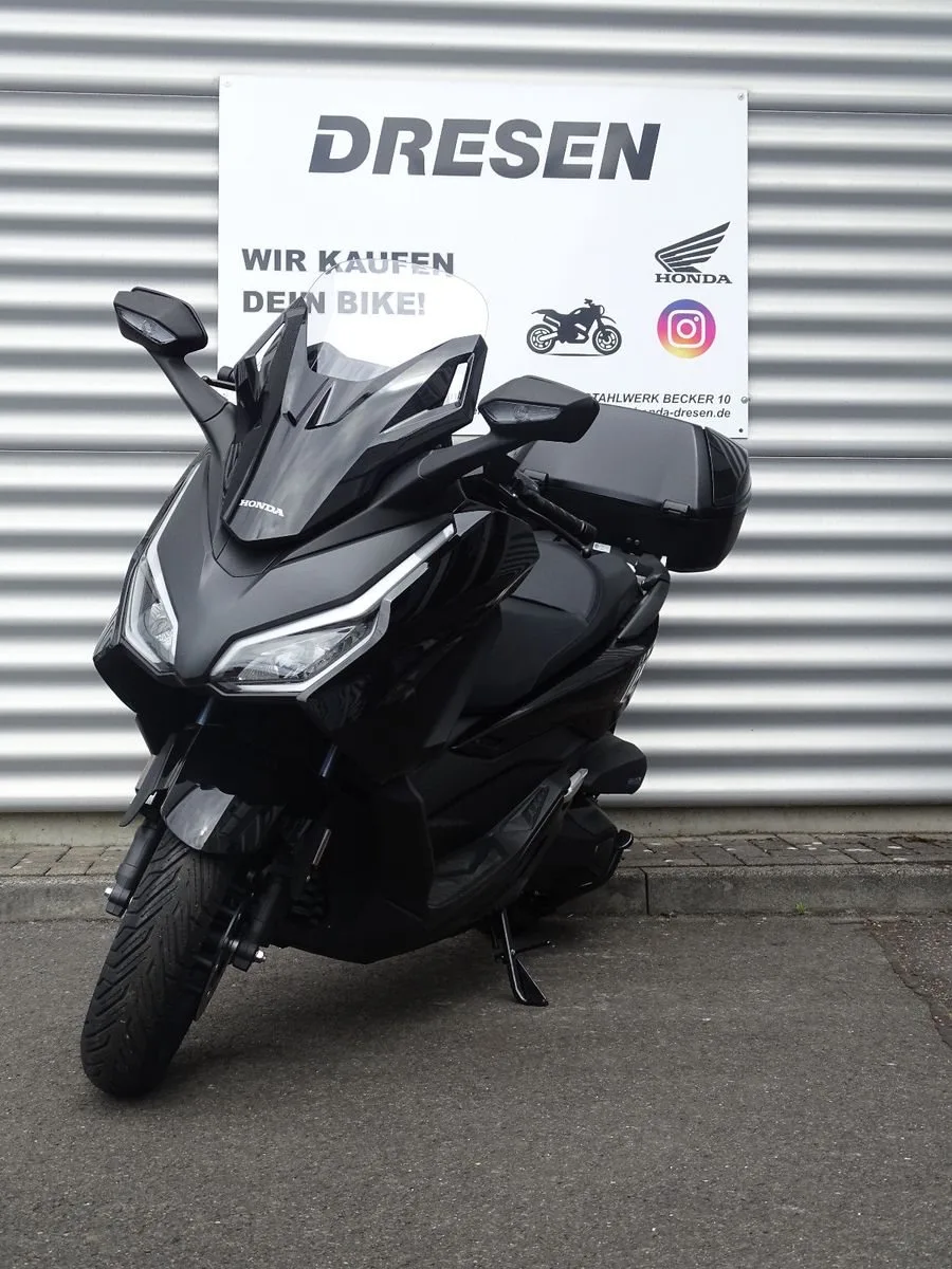 Honda Forza 350