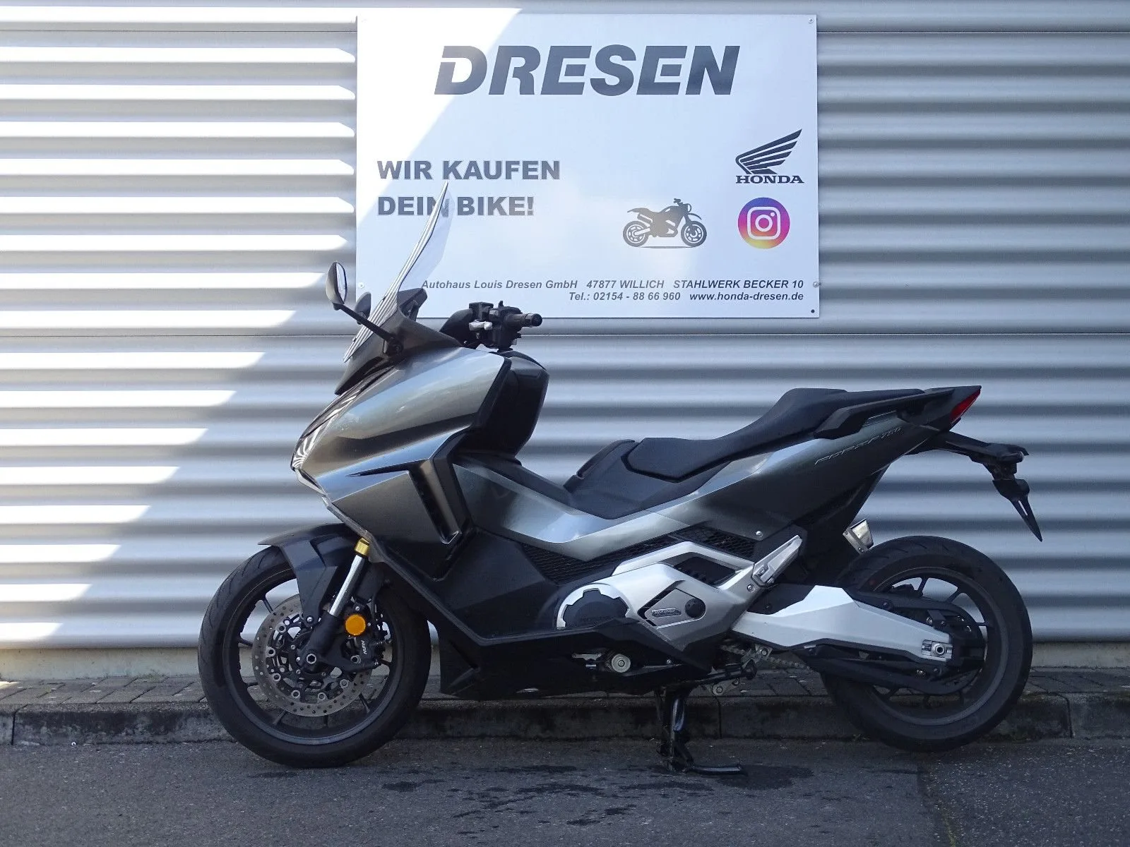 Honda Forza 750