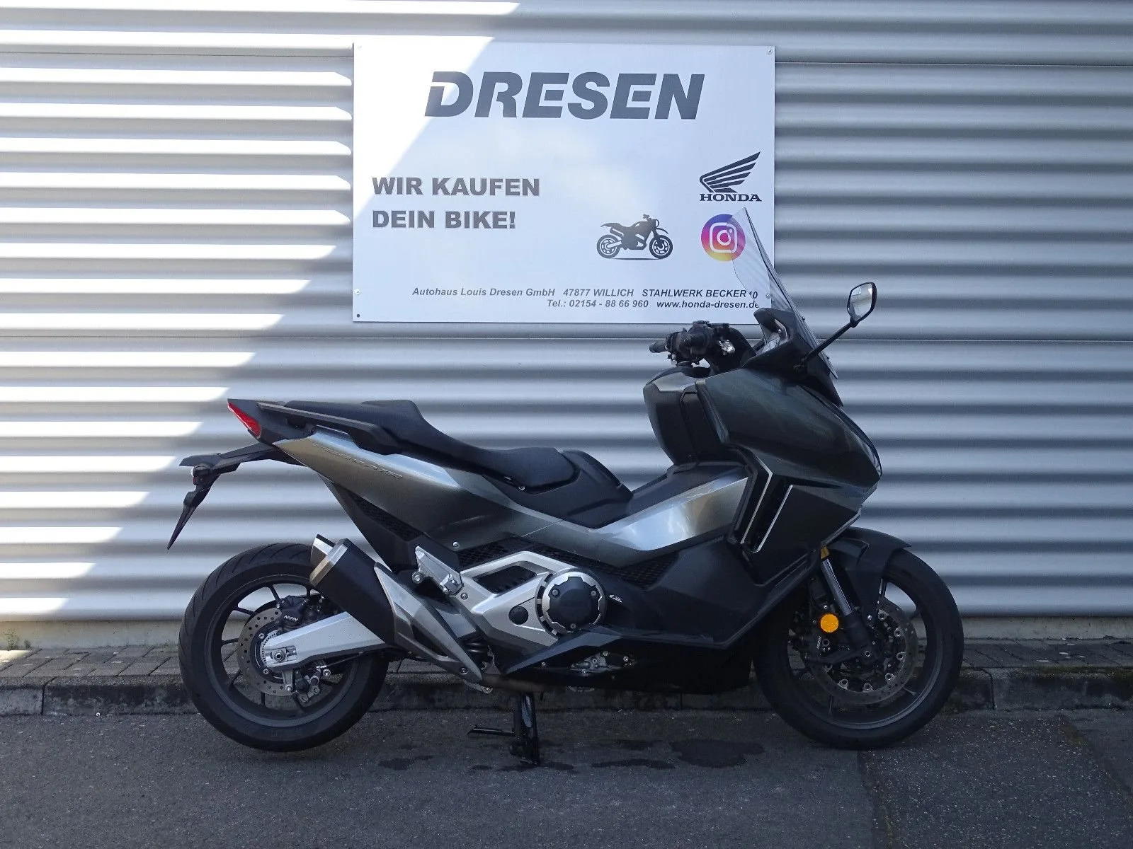 Honda Forza 750