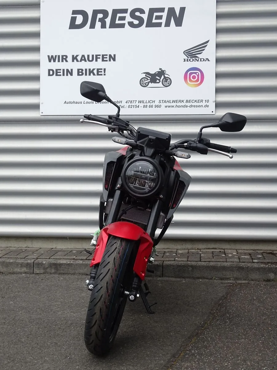 Honda CB125R