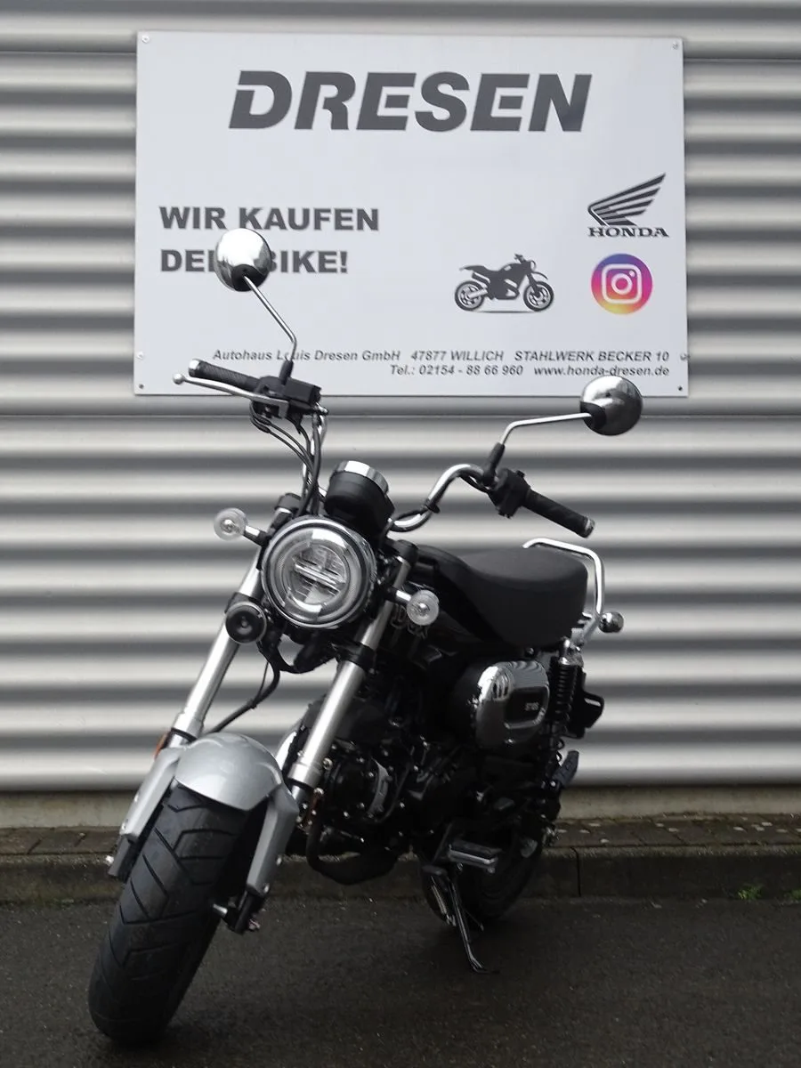Honda Dax 125