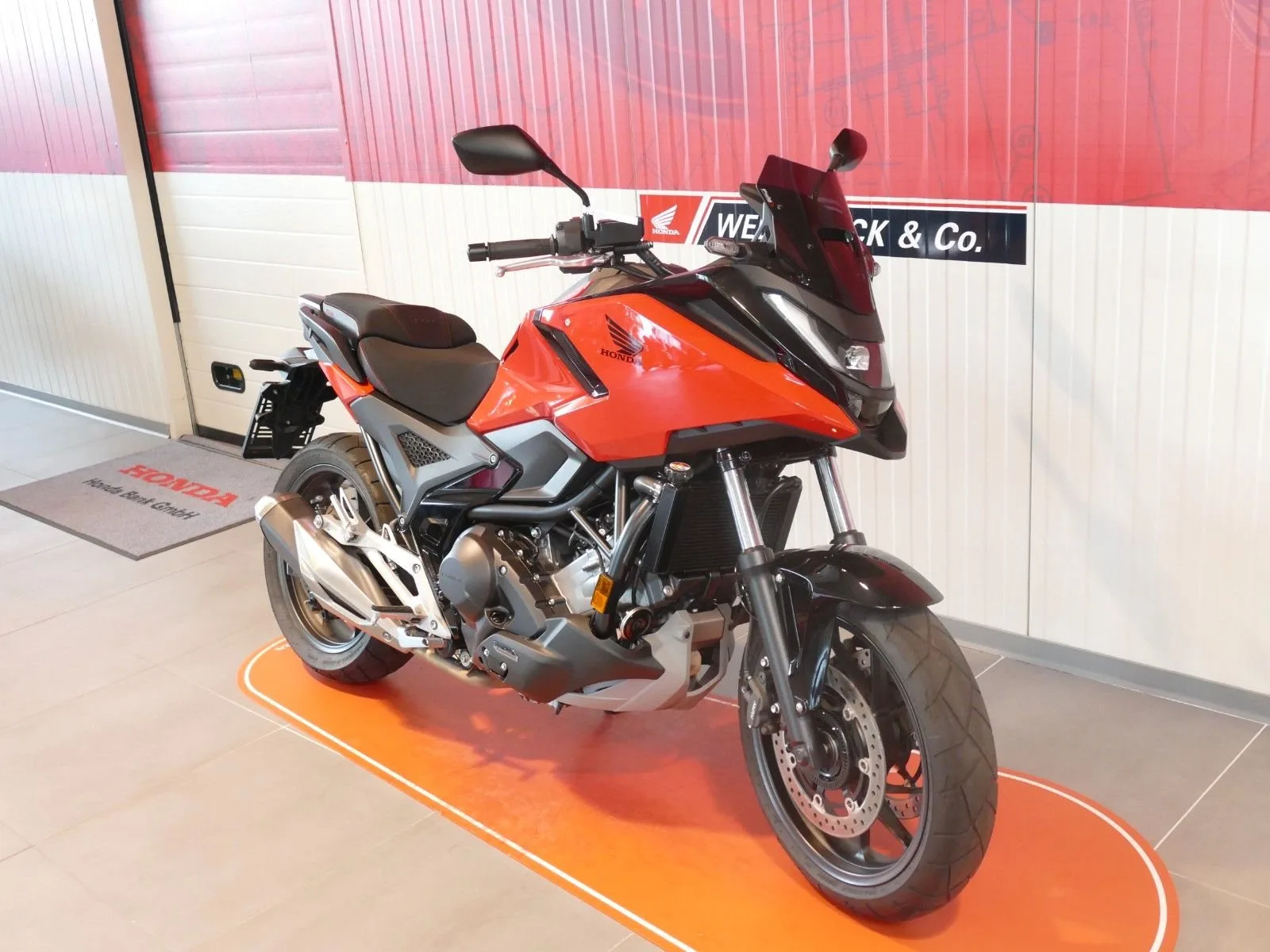 Honda NC750X DCT