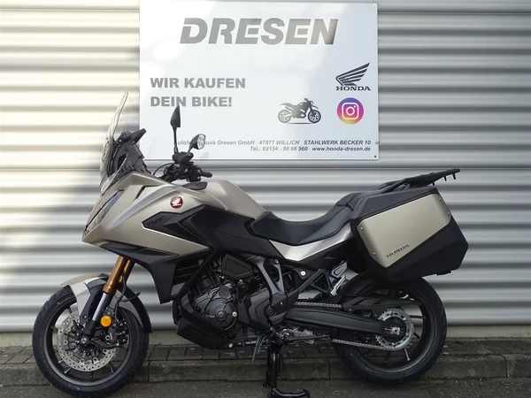 Honda NT1100 DCT Electronic Suspension