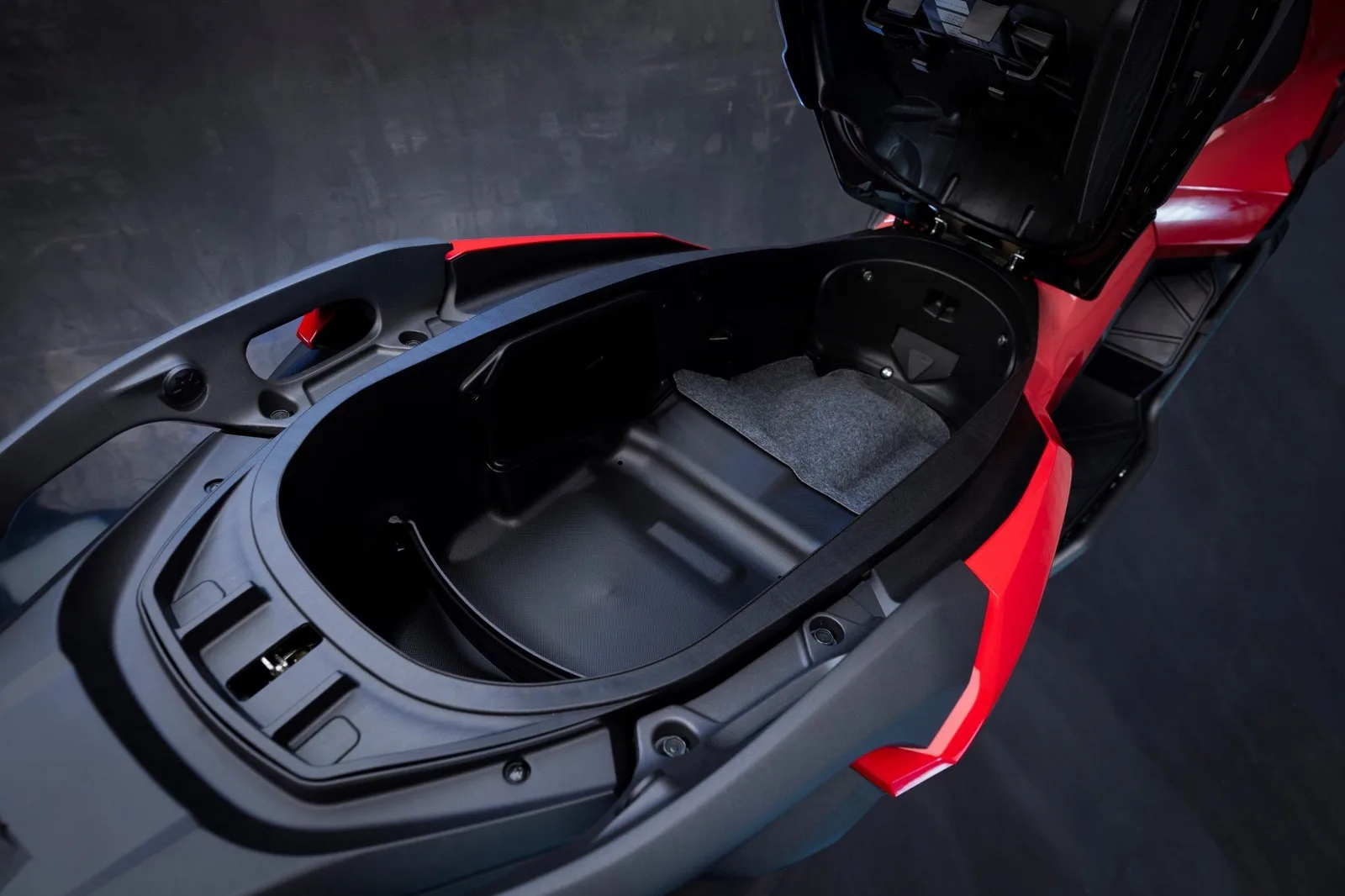 Honda ADV350 - WINTERPREIS !!