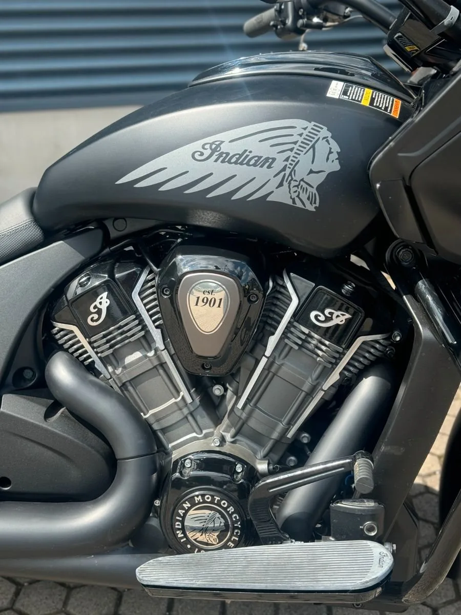 Indian Challenger Dark Horse