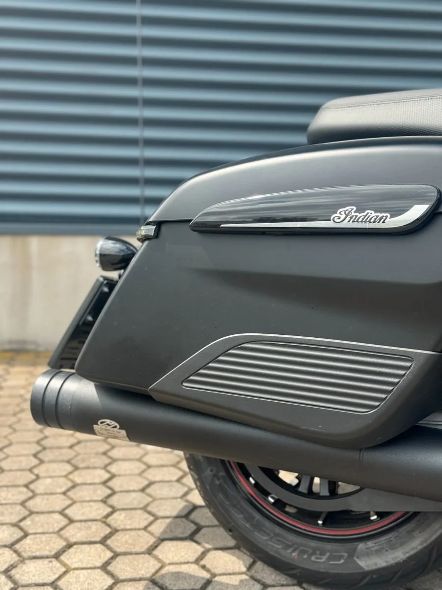 Indian Challenger Dark Horse