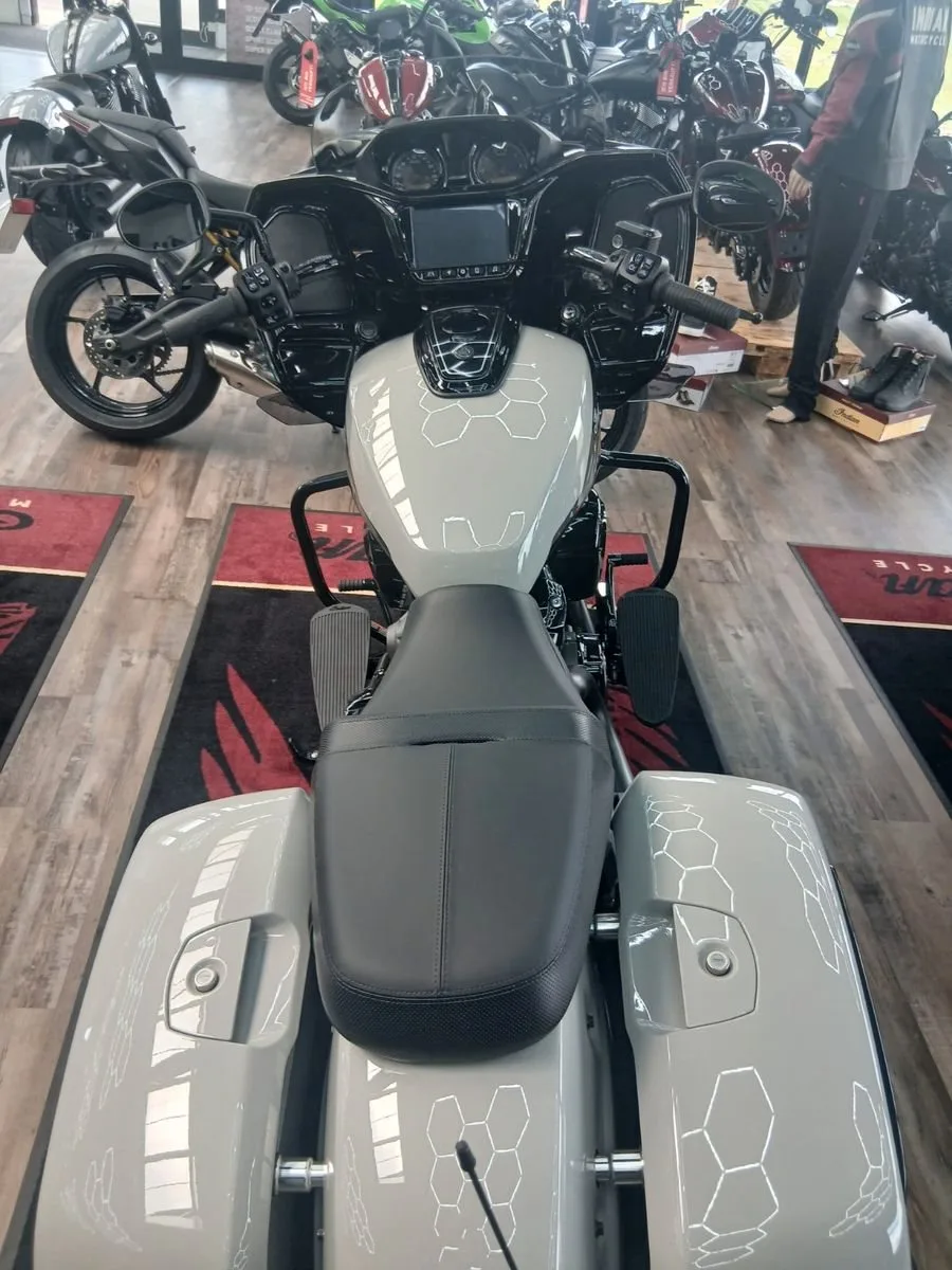 Indian Challenger Dark Horse