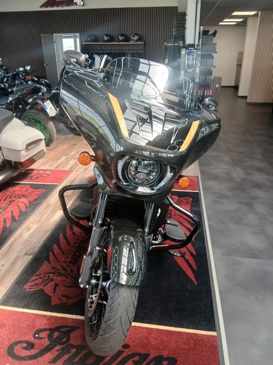 Indian Chieftain Powerplus Dark Horse with 112 Package