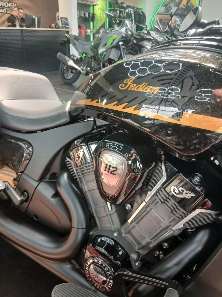 Indian Chieftain Powerplus Dark Horse with 112 Package