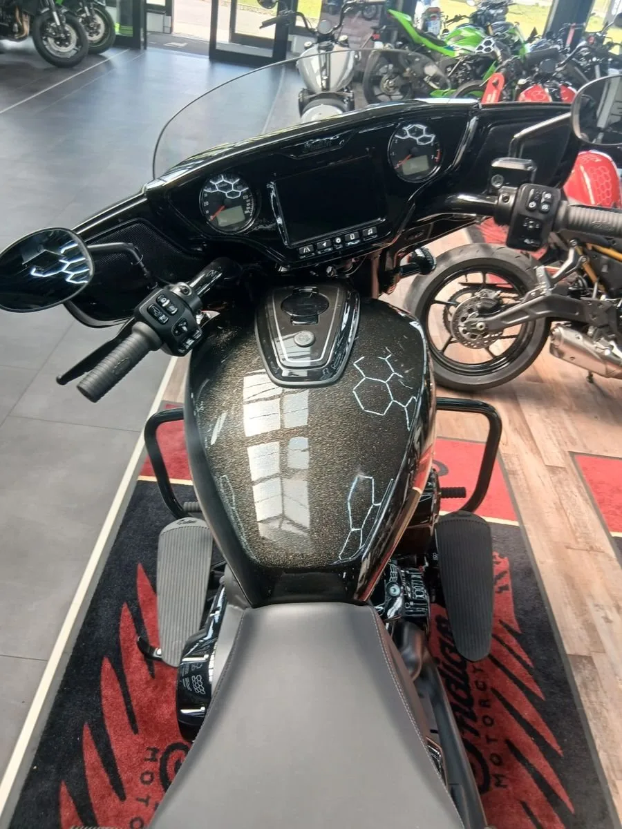 Indian Chieftain Powerplus Dark Horse with 112 Package