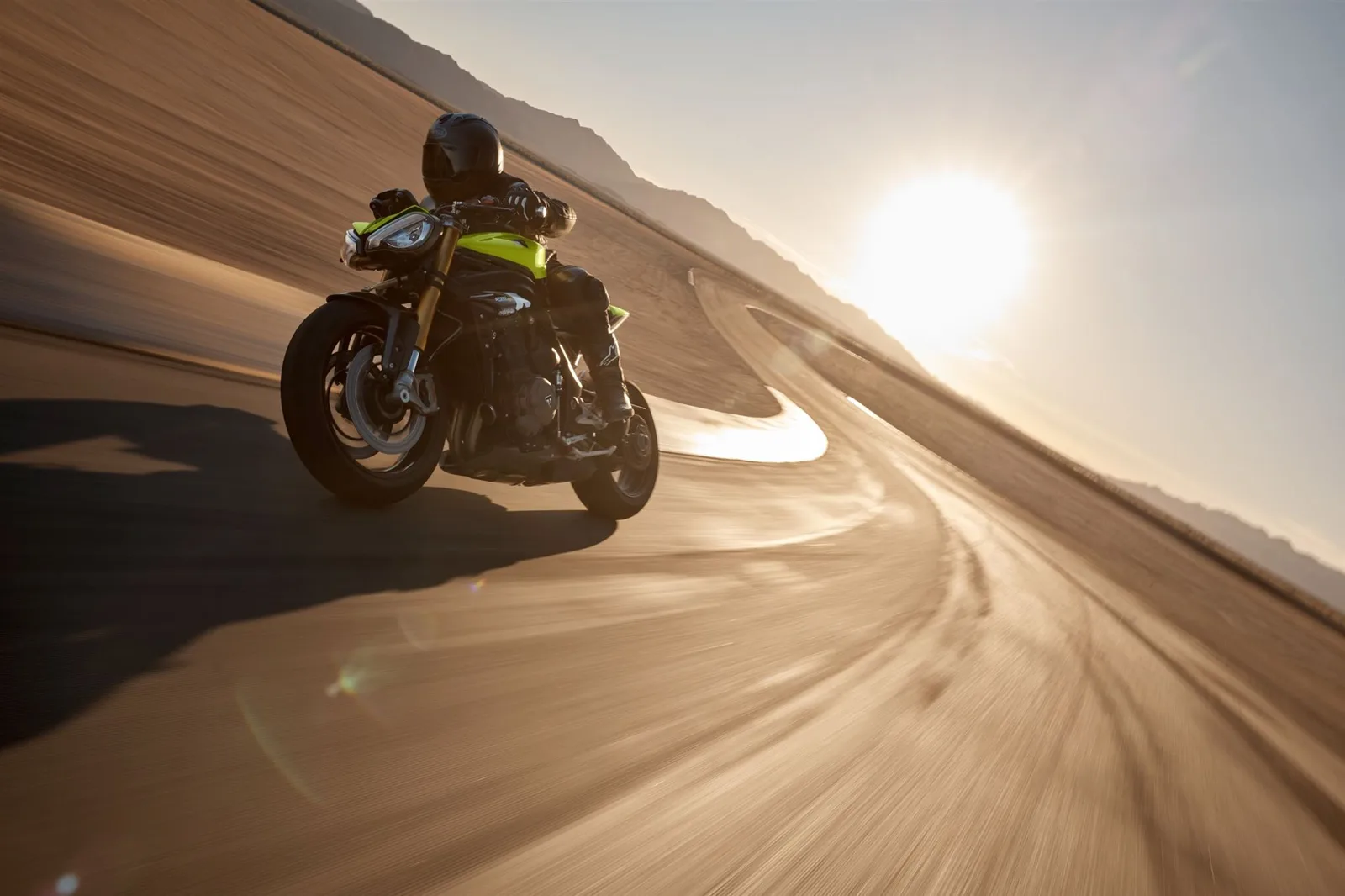 Triumph Speed Triple 1200 RX SONDERMODELL!!
