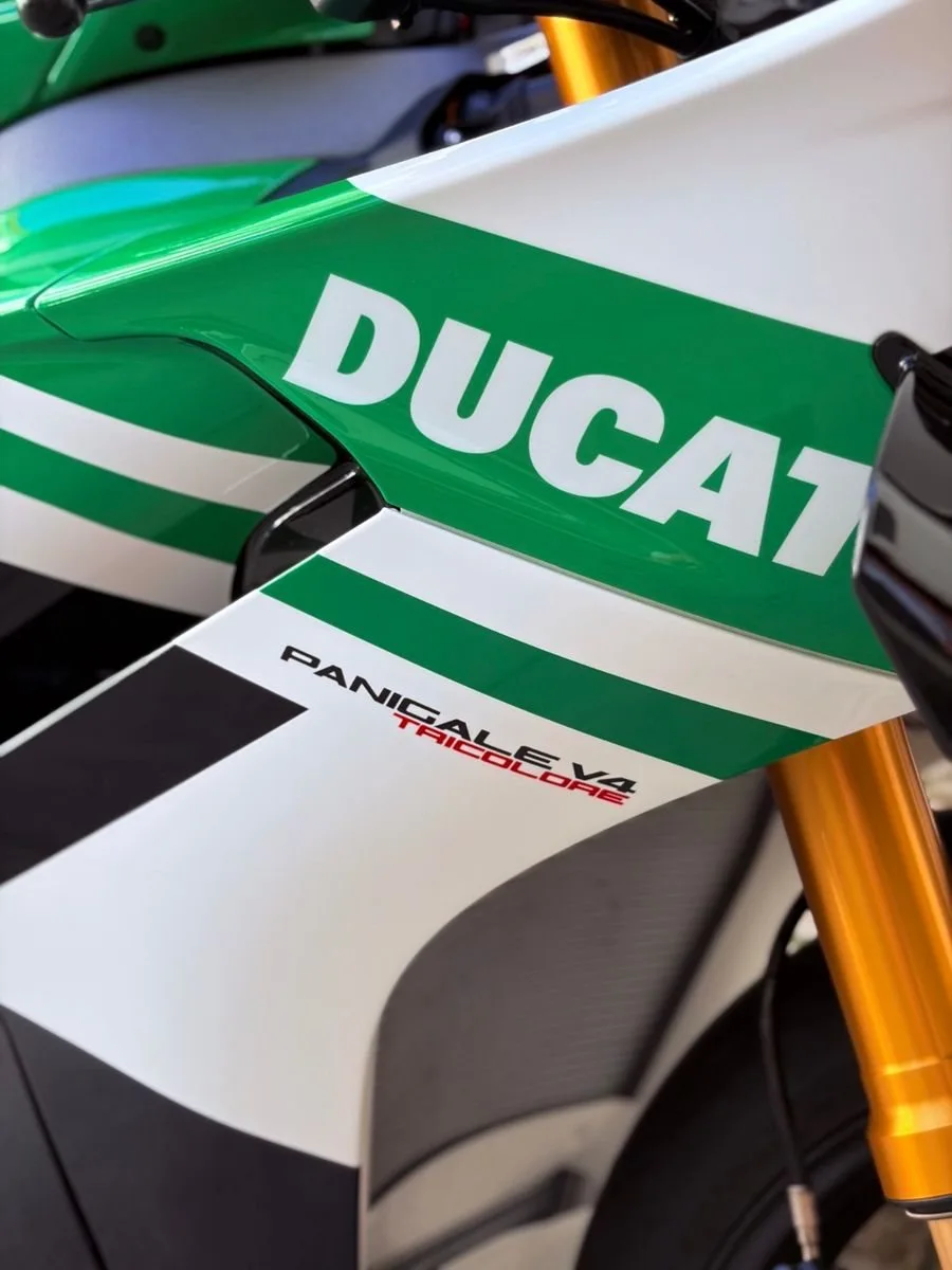 Ducati Panigale V4 Tricolore