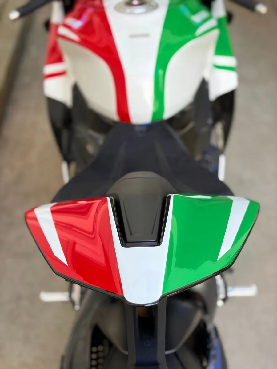 Ducati Panigale V4 Tricolore