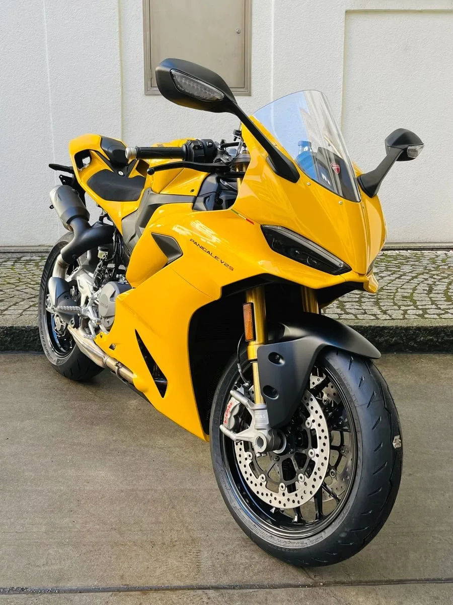 Ducati Panigale V2 S