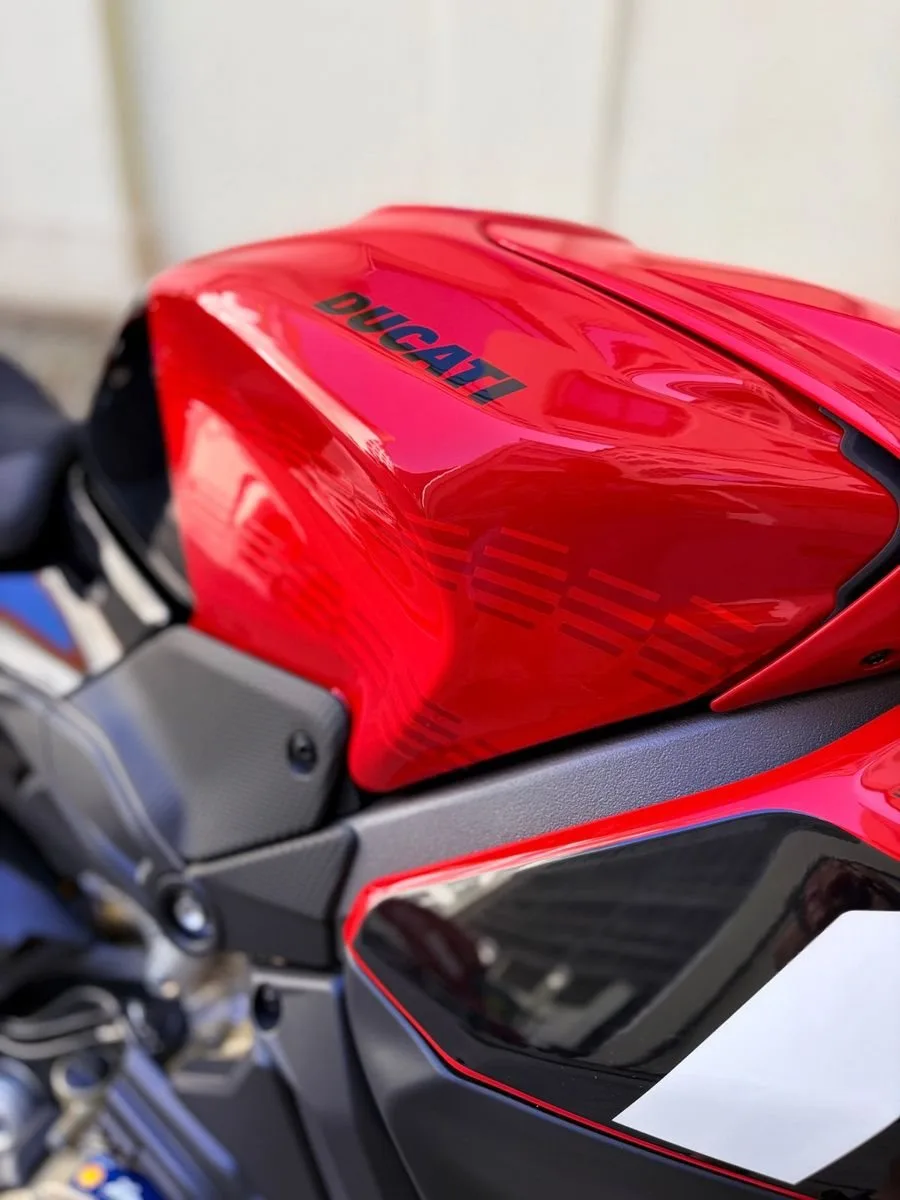Ducati Streetfighter V4 S