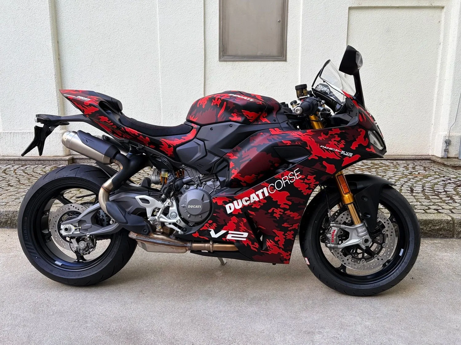 Ducati Panigale V2 FB63