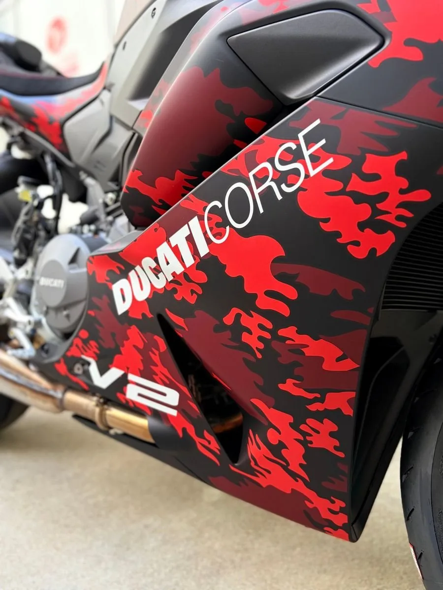 Ducati Panigale V2 FB63